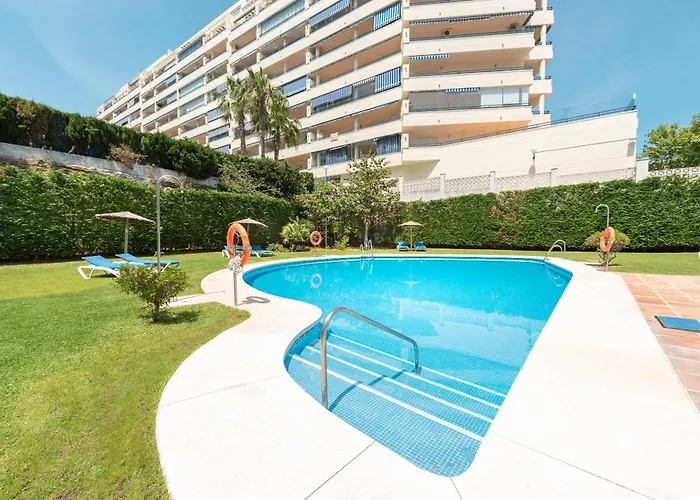 Azul アパート マルベーリャ